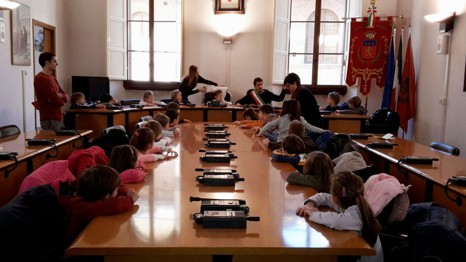 I piccoli di Luco in visita dal sindaco di Poggibonsi