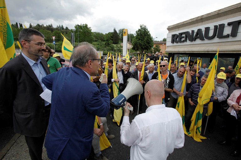 Coldiretti: “Gli ungulati uccidono l’agricoltura, si deve intervenire”