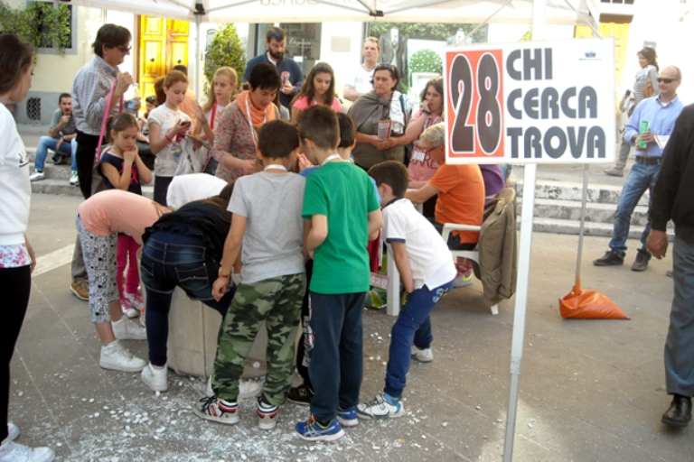 Motori e auto per la Caccia al Tesoro dedicata alla Mille Miglia