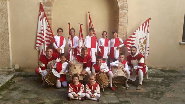 Piccoli Sbandieratori e Tamburini per il Bravìo del futuro