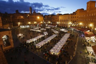 ‘Tutto il Natale di Siena’: il primo weekend con il Mercato nel Campo