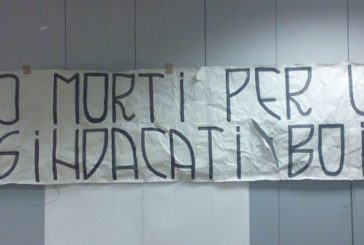 Striscione alla Cisl: “Non ci faremo intimidire”