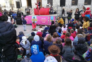 Ultimo di carnevale in piazza tra allegria e giochi