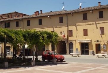 Ecco il monumento alla Fiat Seicento di Castelnuovo