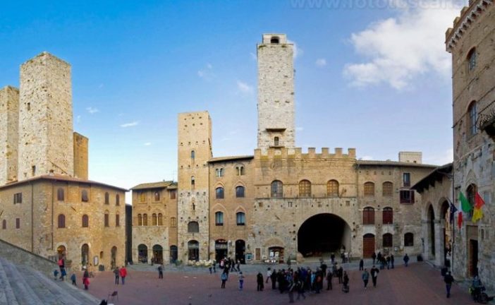 Da San Gimignano una luce ed una parola di pace