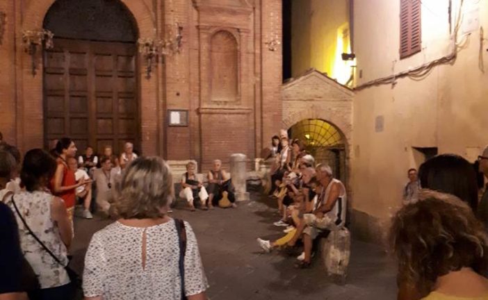 A Turisti per casa protagonista sarà Sano di Pietro