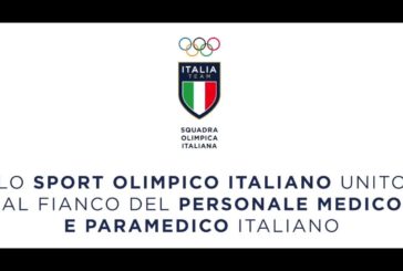 Gli azzurri dell’Italia Team “Grazie medici e paramedici”