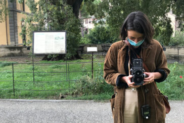 L’arte ambientale di San Gimignano e Volterra negli scatti di Carlotta Bertelli