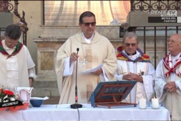 2 luglio: messa alla Cappella di Piazza con fantini, priori e capitani