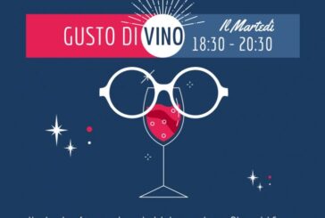 Quattro serate a tema sui vini. Con vista su piazza del Campo