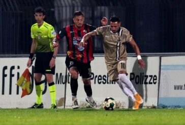 La Lucchese silura Siena con un gol di Visconti