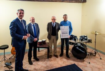 Il Rotary dona strumenti musicali al “Piccolo principe”