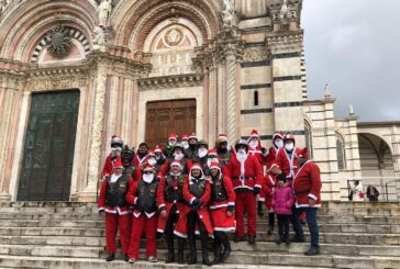 I Babbi Natale di QuaVio arrivano in centro in moto