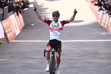 Lo sloveno Pogacar vince la Strade Bianche dopo una fuga di 51 km