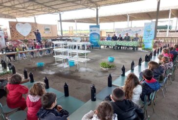 Nasce “Acqua Azzurra Acqua Chiara”, Oikos e AdF insieme per i bambini