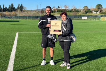 Il club Corrente Bianconera premia Davide Arras