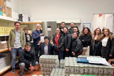 Giovani e solidarietà, donato un nuovo frigorifero all’Emporio