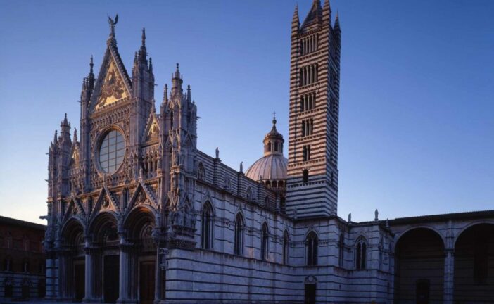 Siena celebra la dedicazione del duomo alla Madonna