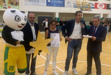 Oltre 700 tifosi alla presentazione delle squadre del Costone