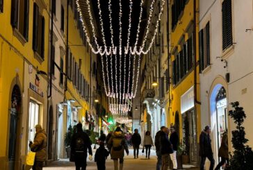 Mercatini, Albero, musica e folletti: a Poggibonsi “La via Maestra del Natale”