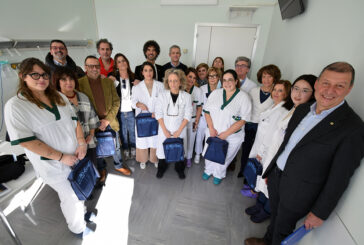 Il Lions dona 10 cuffie refrigeranti ad Oncologia medica