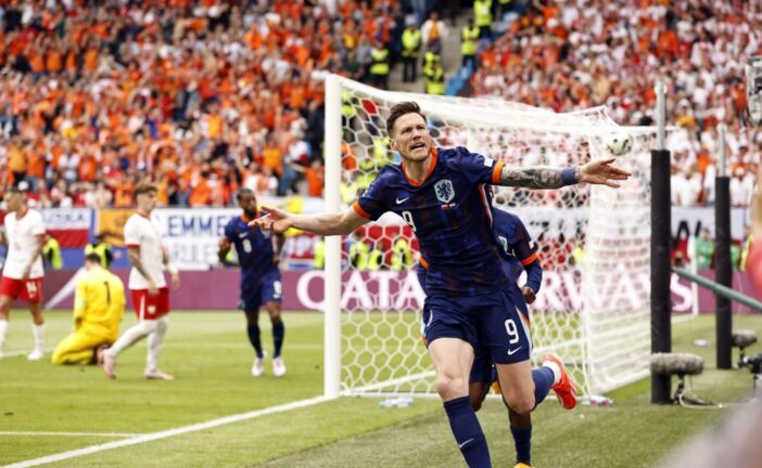 L'Olanda vince 2-1 in rimonta contro la Polonia