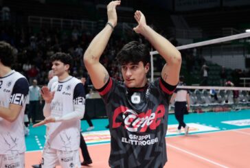 Il libero Martin Coser rimane a Siena