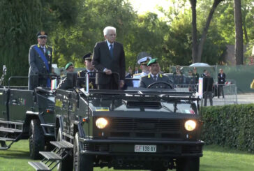 Mattarella alla cerimonia per il 250° anniversario Guardia di Finanza