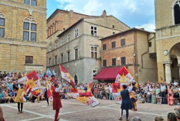 Pienza: Case Nuove vince il Gioco del cacio al fuso