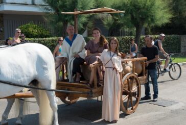 A “Blu Etrusco” arriva il carro raffigurato nelle lastre del Palazzo di Poggio Civitate