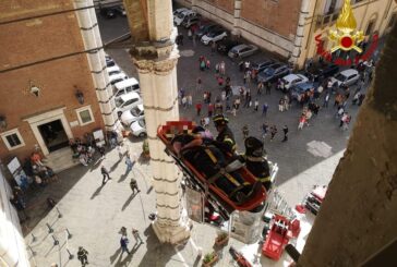 Malore sul tetto del Duomo: persona soccorsa dai Vigili del fuoco