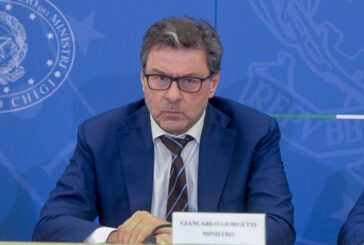 Giorgetti "Prospettive incoraggianti per la crescita"