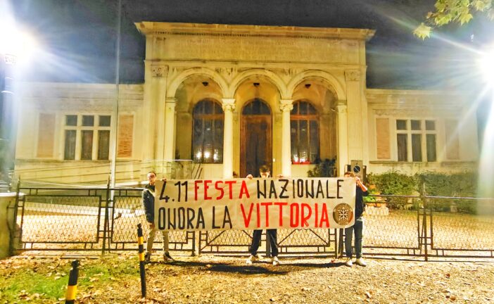 4 Novembre: Casapound celebra la giornata con striscioni, cartelli e corone d’alloro