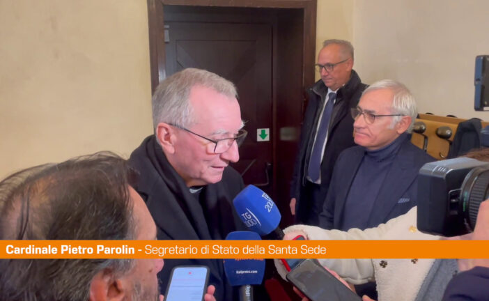 Siria, Parolin "Velocità avvenimenti preoccupa, rispettare minoranze"