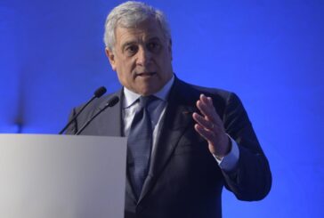 Siria, Tajani "Serve pragmatismo, vigiliamo"