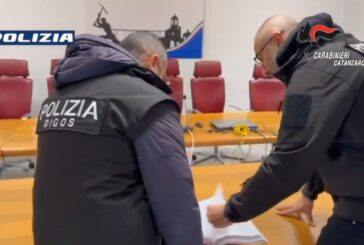 Catanzaro, otto misure cautelari per corruzione e concussione