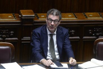 Manovra, Giorgetti "Taglia sprechi e dà ai più bisognosi"