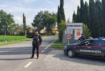 21enne e 15enne si fingono Carabinieri per truffare un’anziana