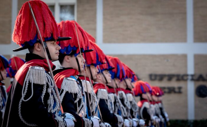 Carabinieri: concorso per il reclutamento di 65 allievi ufficiali