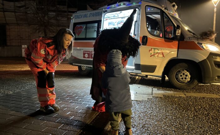 A Monteroni d’Arbia e Murlo la Befana arriva in ambulanza