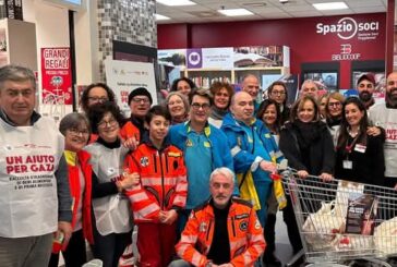 3 tonnellate di generi alimentari per Gaza donati nel coop.fi di Poggibonsi