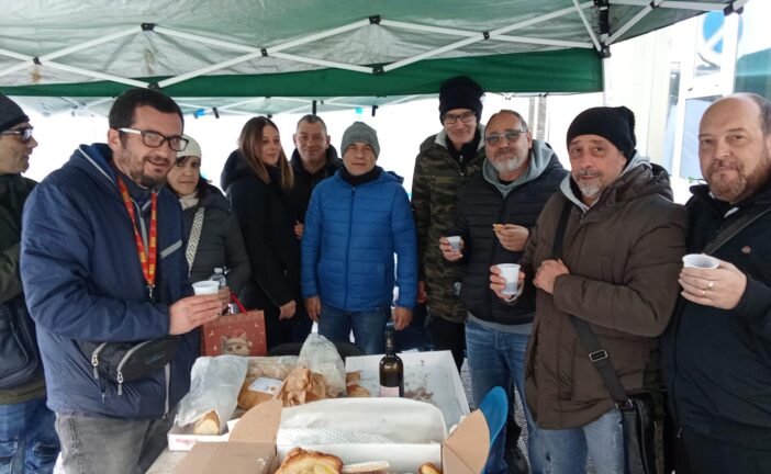 Il presidio dei lavoratori Beko continua