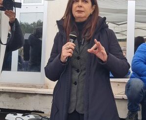 Boldrini: “A Siena 40 richiedenti asilo senza accoglienza da mesi: serve sinergia sul territorio”