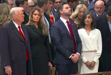 Trump e Vance partecipano al National Prayer Service