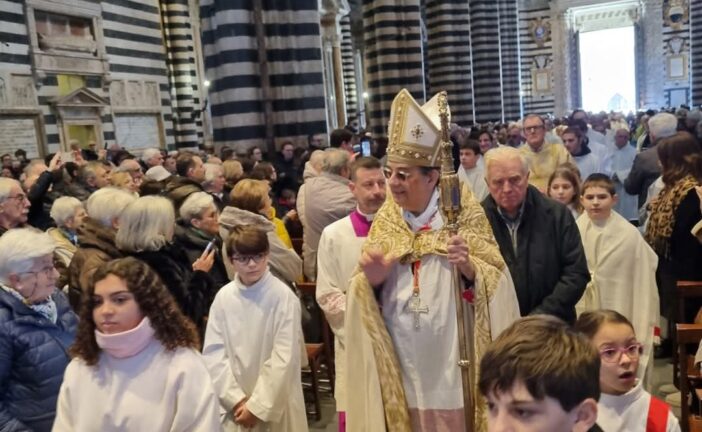 Il cardinale Lojudice apre l’Anno giubilare in provincia