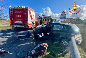 Incidente tra auto e pullman a Buonconvento: gravissima una 50enne