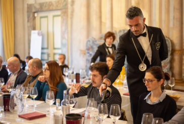 Le bolle d’Italia, i vini passiti, i rossi toscani nelle Masterclass di Wine&Siena