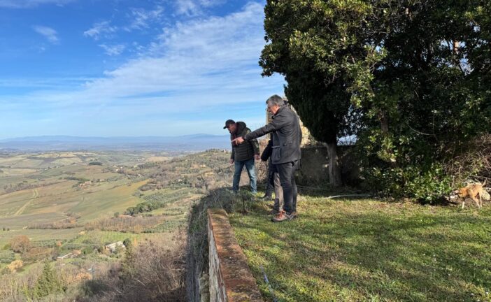 Montepulciano al via i lavori alle mura castellane di via delle Coste