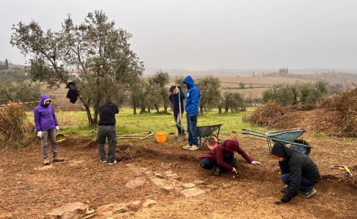 Gaiole: visita guidata allo scavo archeologico della villa romana di Monti