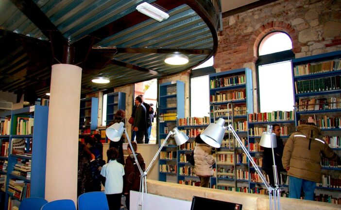 Voci e colori d’inverno. Speciale Gialli alla Biblioteca di Sarteano